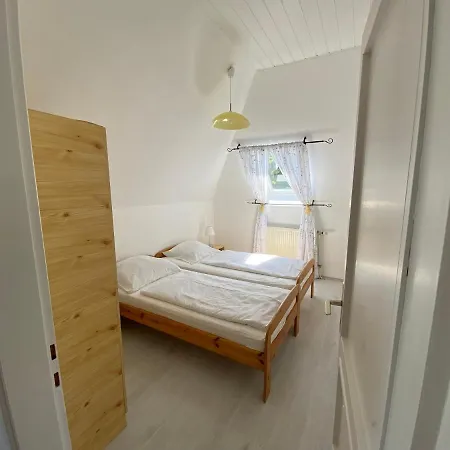 Vazsonyi Vendeghaz Lägenhet *